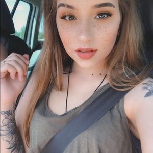 Meet your Posher, Taylor